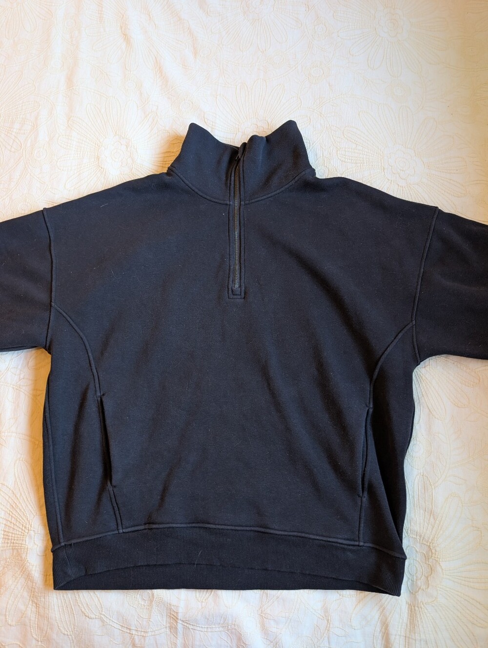 Lululemon Women's Quarter Zip Sweatshirt